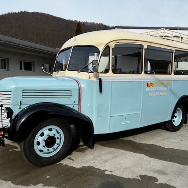 1952 Praga RND Autobus
