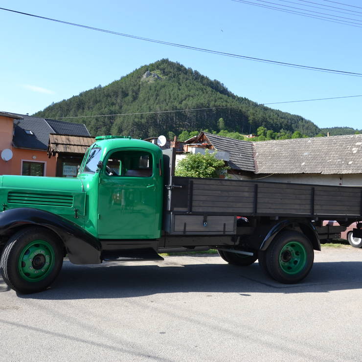 1956 Praga RND Valník