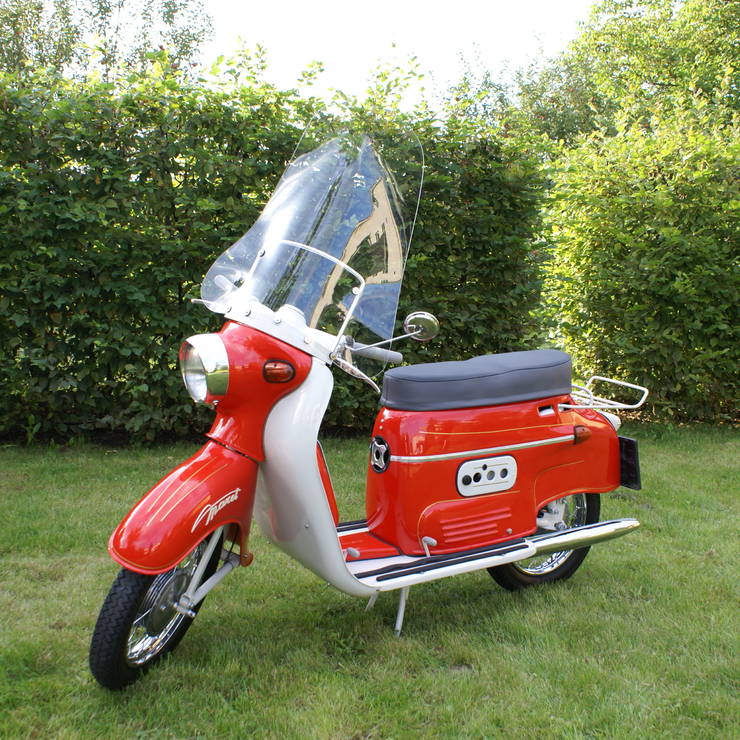 1967 Manet 100